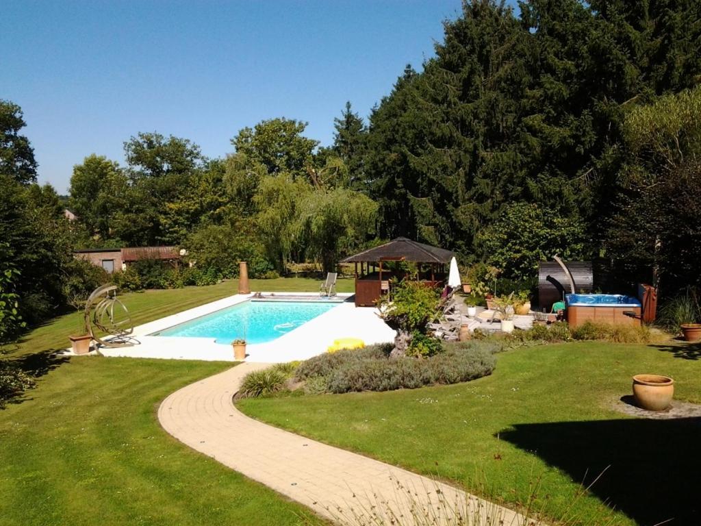 Le Spa Du Cabanon: Cabanon De Luxe Avec Spa Entierement Privatif Aye Exteriér fotografie